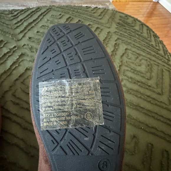 Top Moda Suede Flats NWOT - Picture 8 of 8